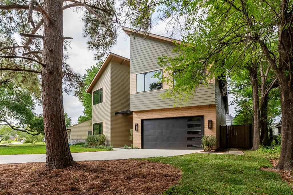 Modern Edge Contemporary Home
